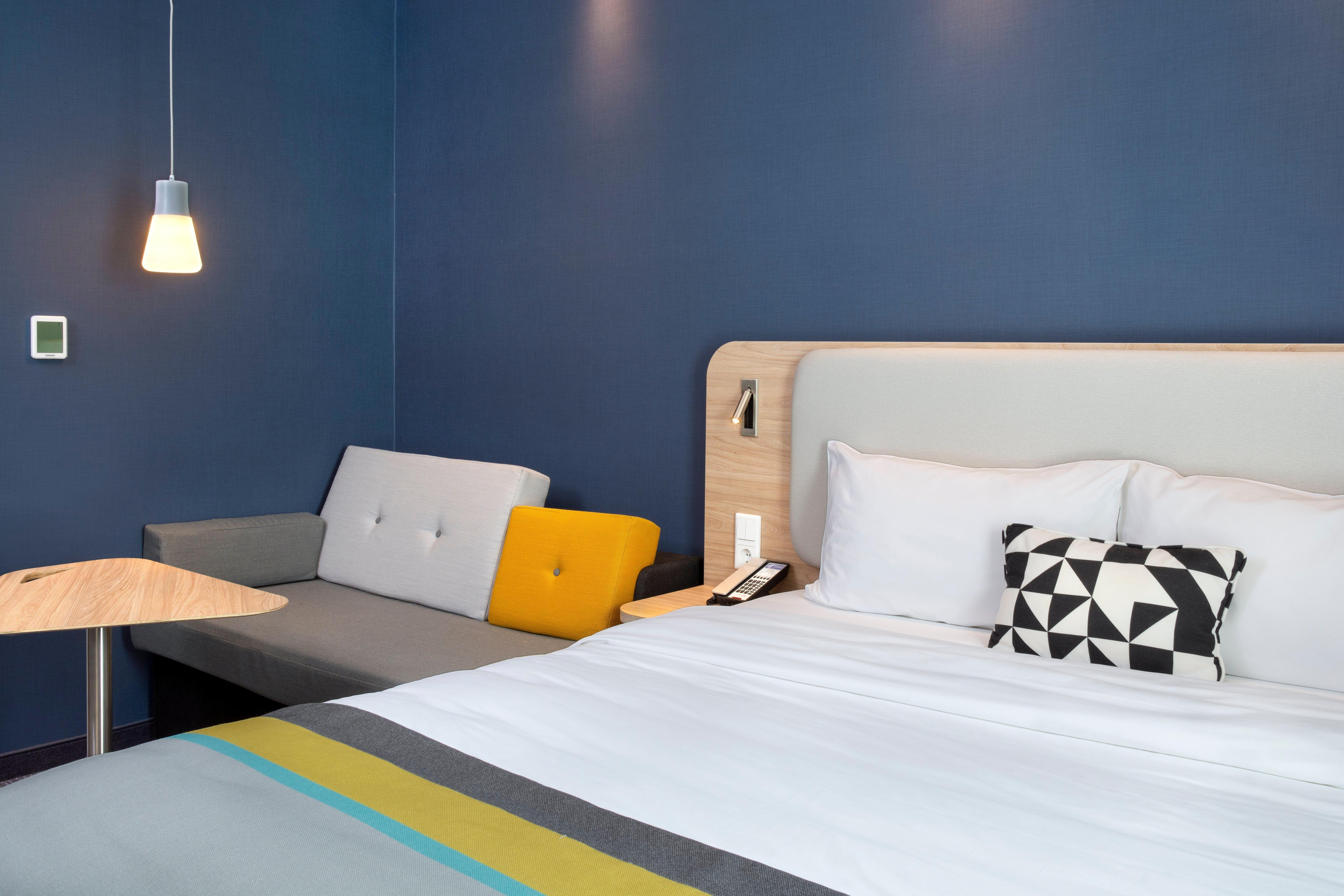 Holiday Inn Express Karlsruhe - City Park By Ihg Eksteriør bilde