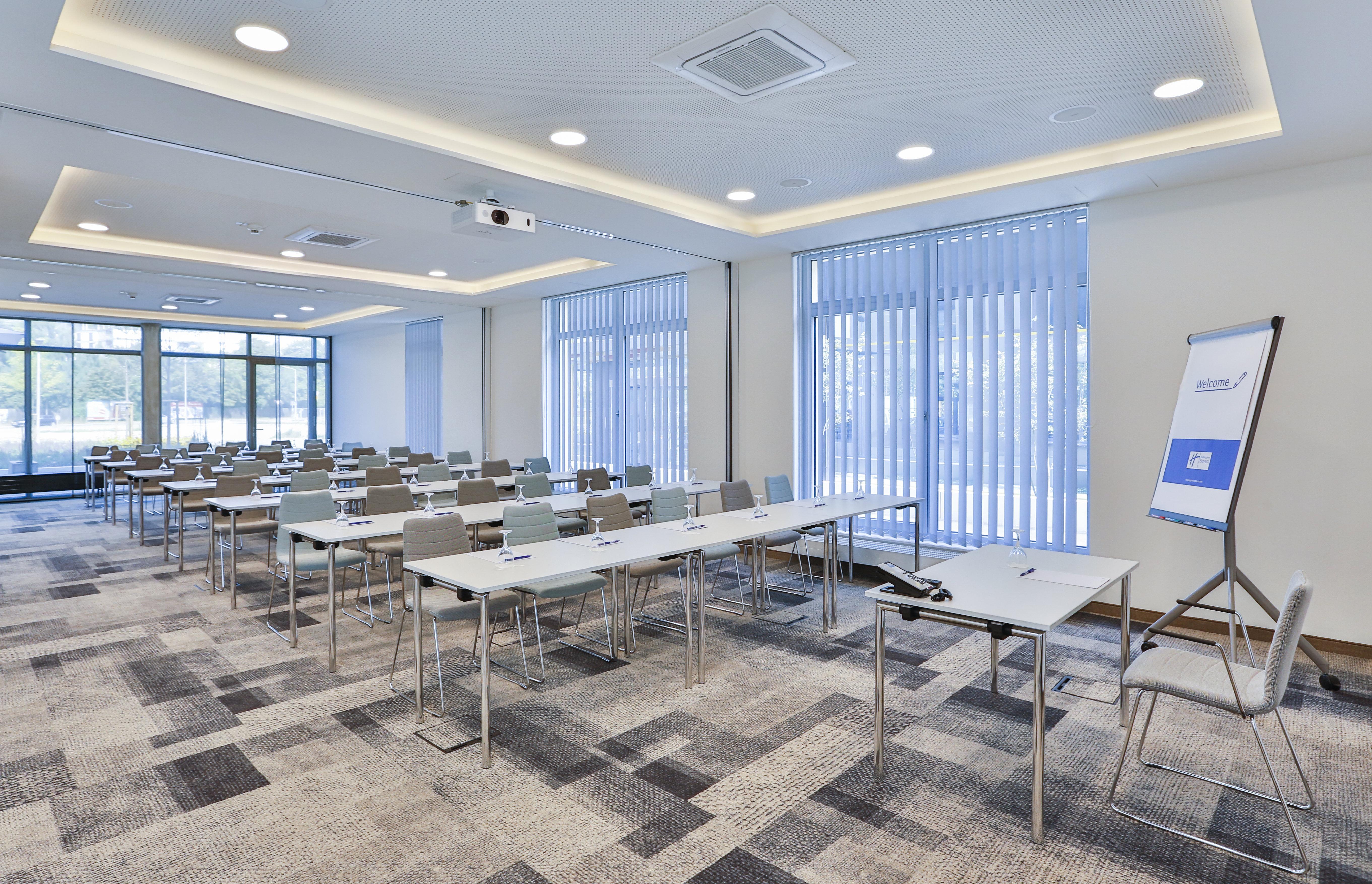 Holiday Inn Express Karlsruhe - City Park By Ihg Eksteriør bilde
